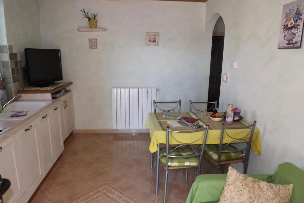 Apartment In Umag With Wifi, Washing Machine 853-1